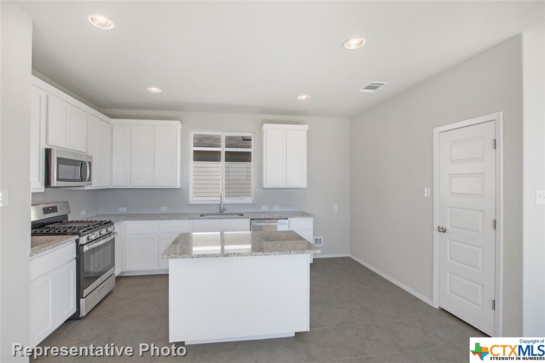 110 Appleberry Lane Property Photo 12