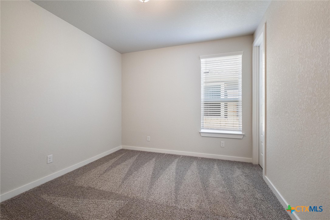 11305 Hollering Pass Property Photo 19