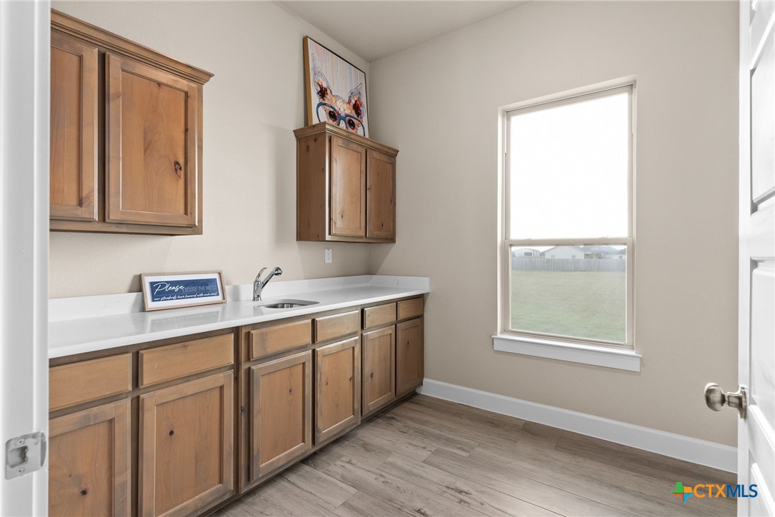 930 Inka Road Property Photo 17