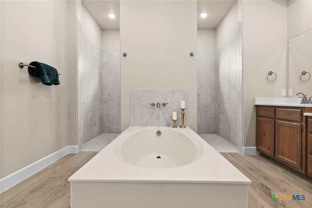 930 Inka Road Property Photo 33