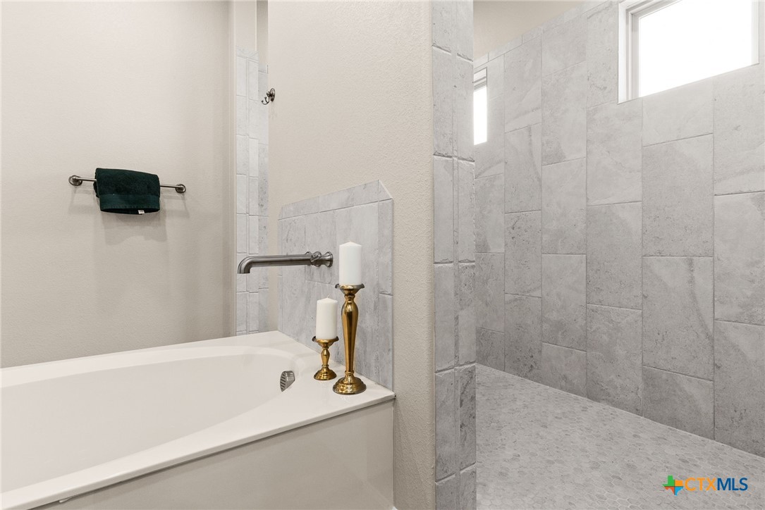 930 Inka Road Property Photo 34