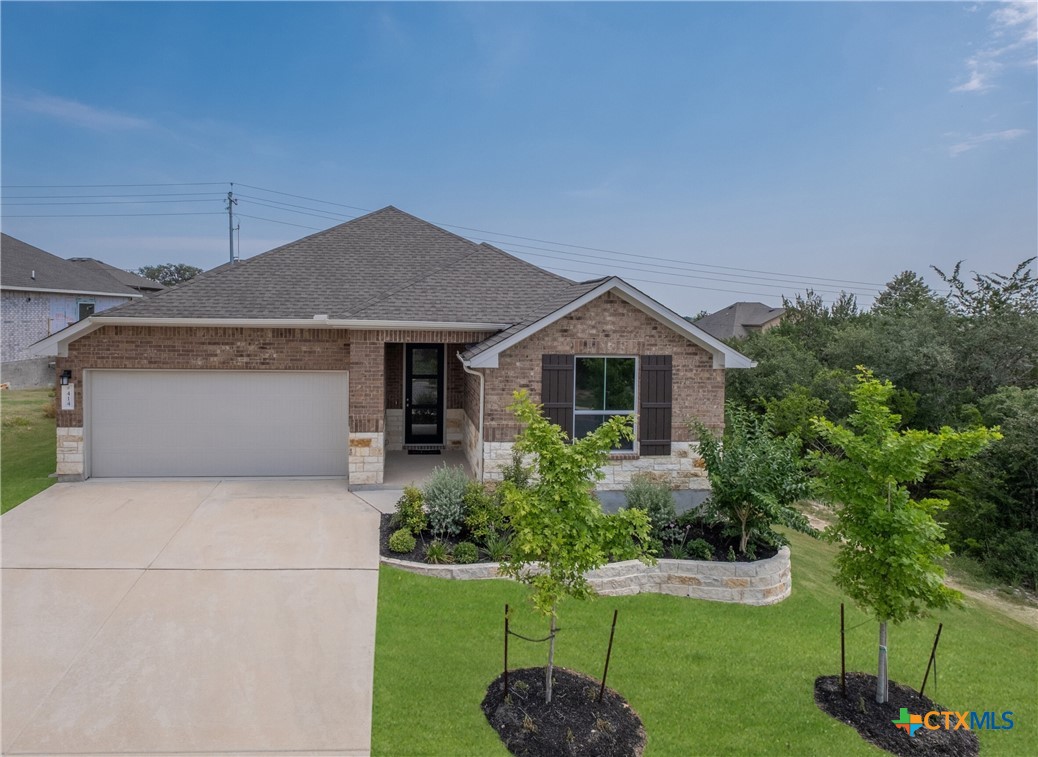 414 Foxtail Valley Property Photo 1