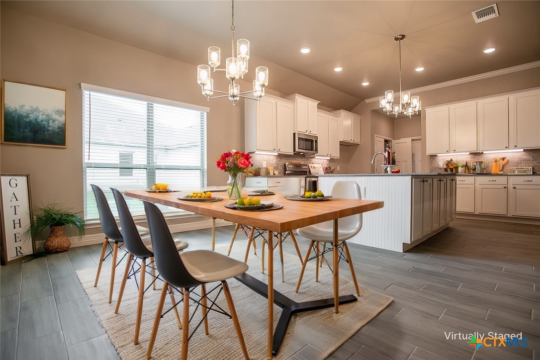 1027 Winchester Drive Property Photo 1