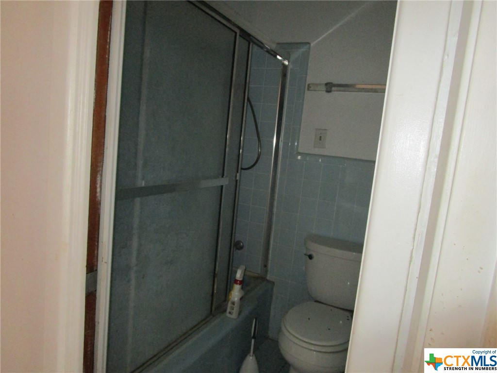 1203 N Walnut Avenue Property Photo 22