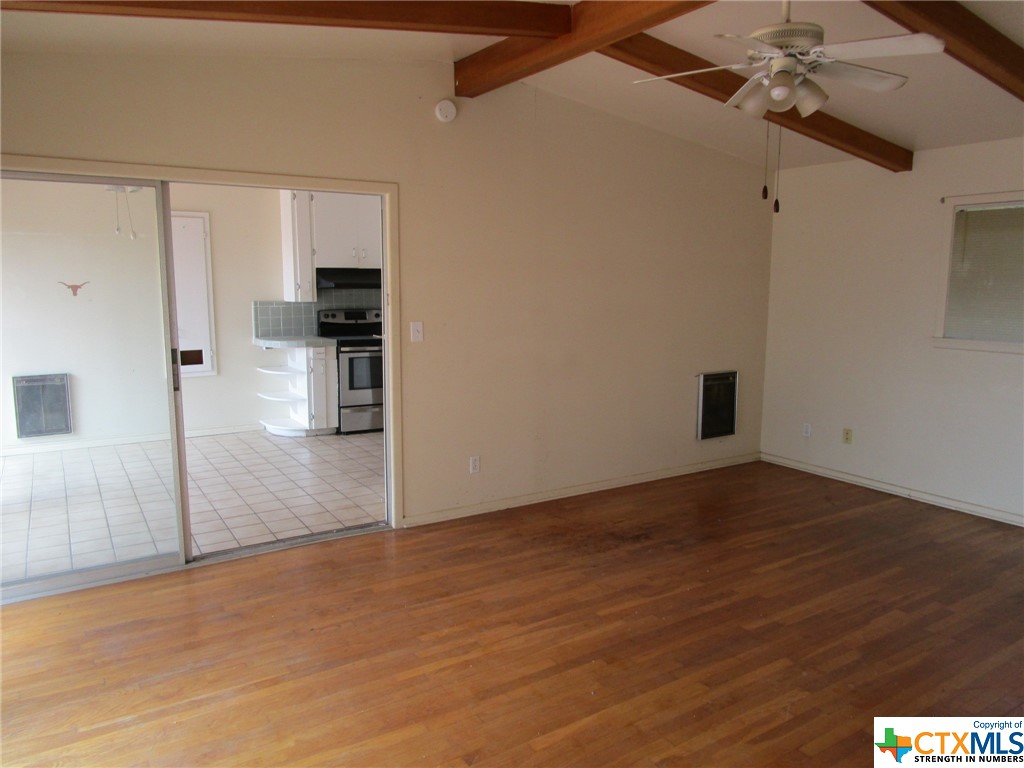 1203 N Walnut Avenue Property Photo 29