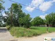 307 Peach Property Photo 2