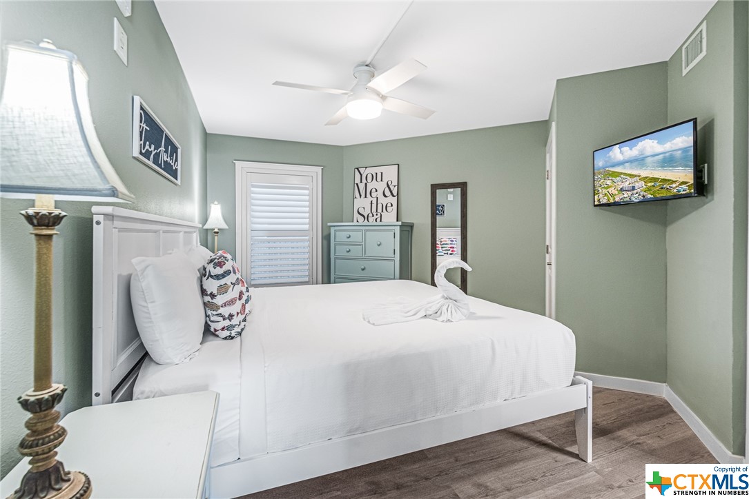 800 Sandcastle Drive 330 Property Photo 22