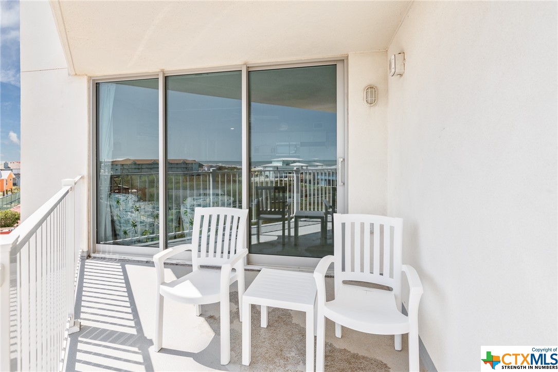 800 Sandcastle Drive 328 Property Photo 21