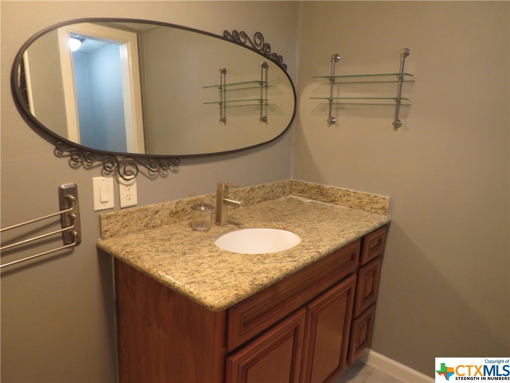 676 Cr 426 Property Photo 22