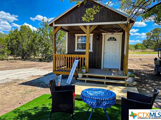 1841 Oak Meadows Property Photo 12