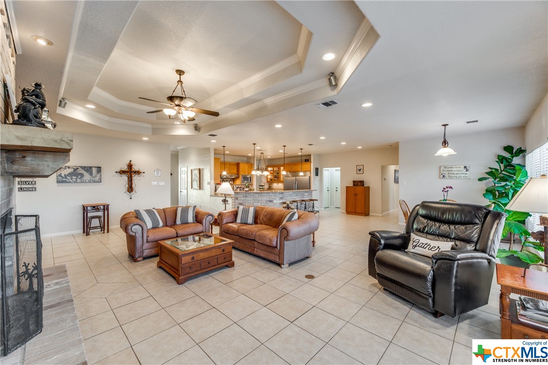 8177 Boenig Road Property Photo 3