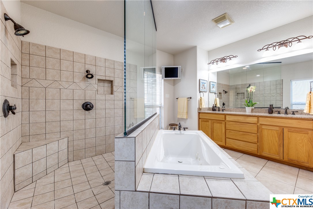 8177 Boenig Road Property Photo 17