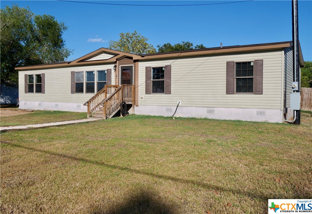 803 S Gonzales Property Photo 1