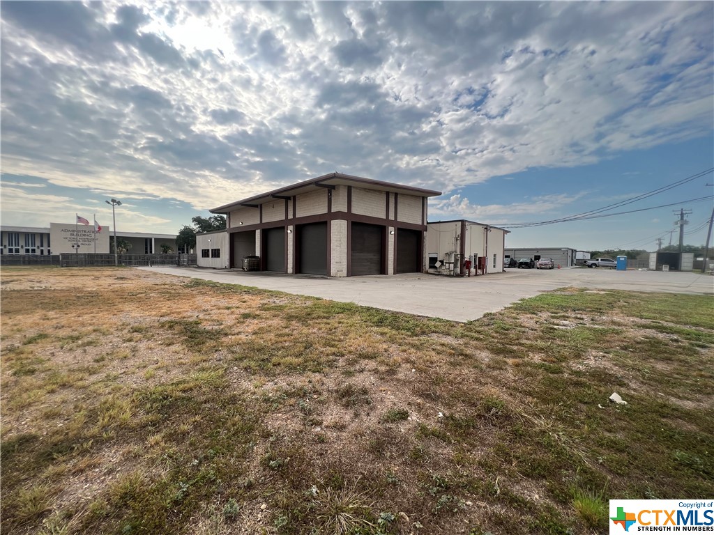 205 Profit Drive Property Photo 37