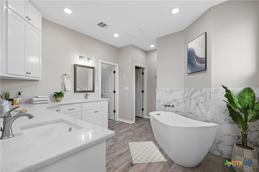 6209 Fairfax Property Photo 20