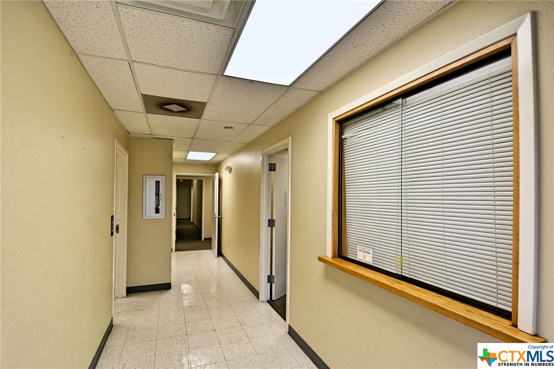 109 N River Street Property Photo 7