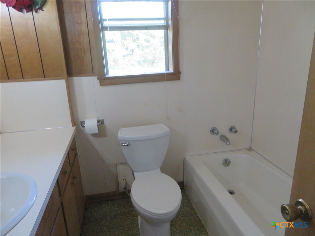 999 Co Rd 1101 Property Photo 34