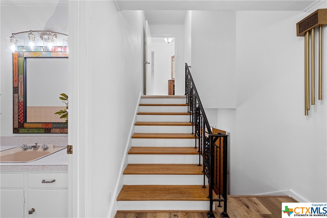 2522 S Robinson Drive Property Photo 13