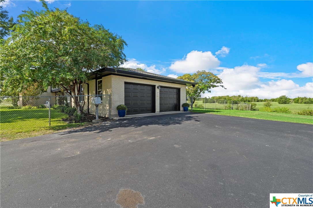 2522 S Robinson Drive Property Photo 45