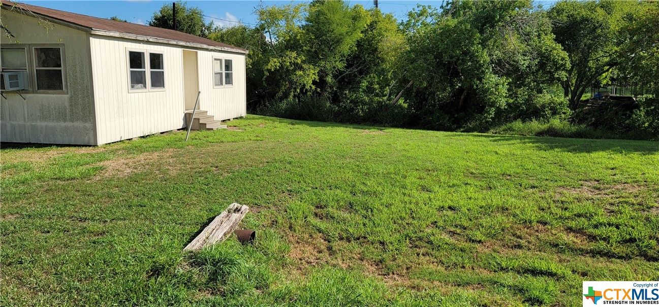 507 W Dallas Avenue Property Photo 3
