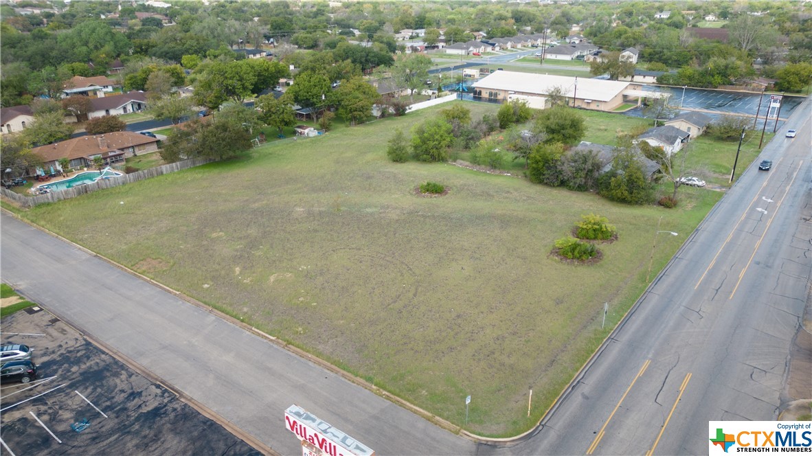 1607 Trimmier Road Property Photo 6