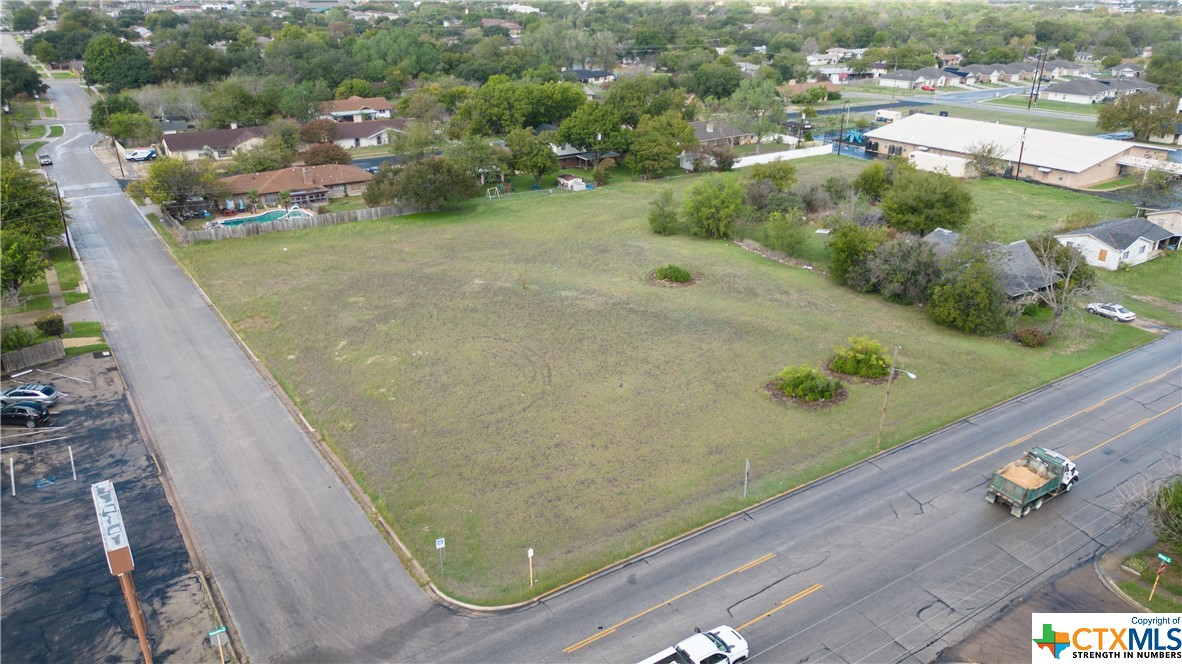 1607 Trimmier Road Property Photo 7