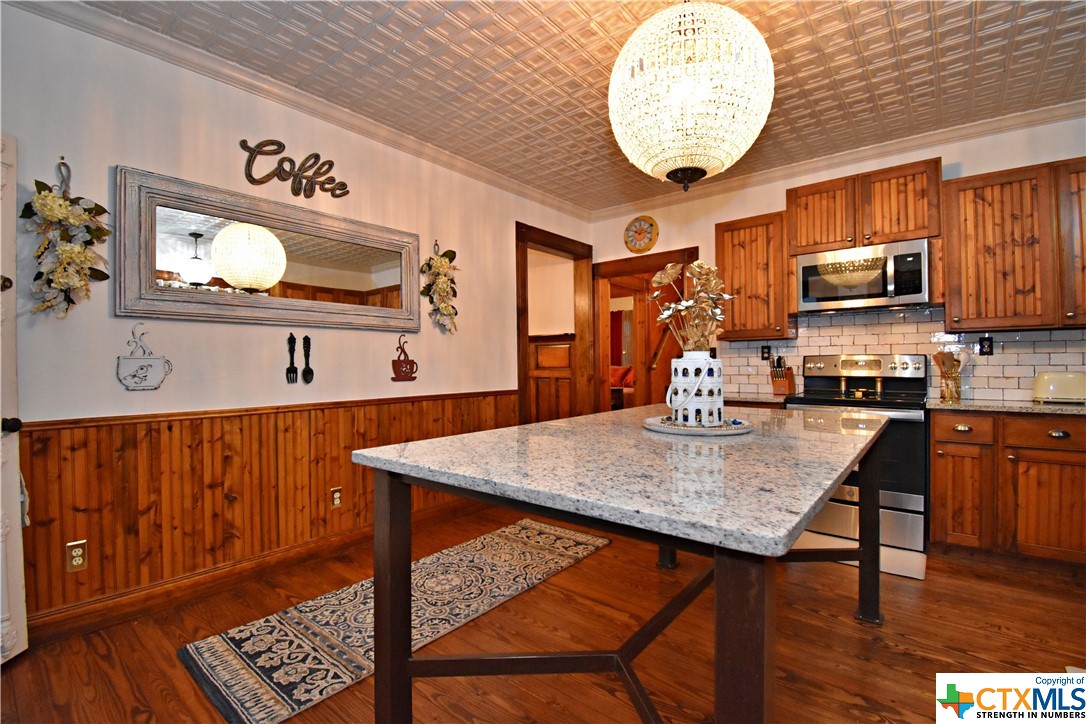 1508 State Highway 46 Property Photo 12