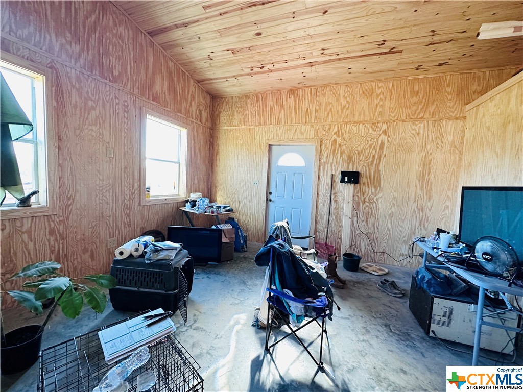 2700 County Road 400 Property Photo 28