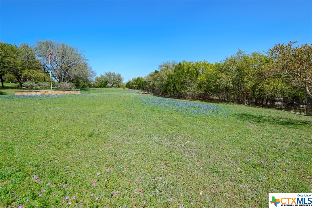 510 Amber Jill Cove Property Photo 5
