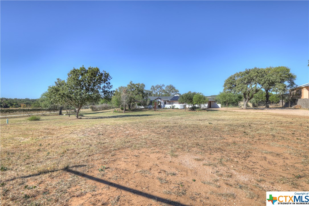 1526 Upper Liveoak Property Photo