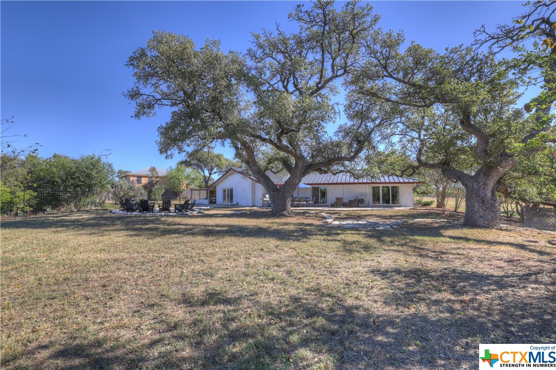 1526 Upper Liveoak Property Photo 32