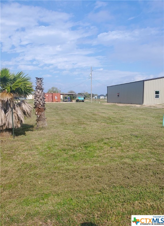 1208 W Dallas Avenue Property Photo 3