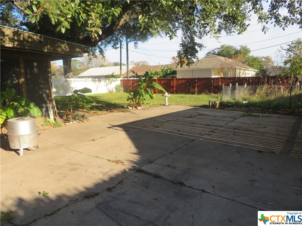 101 N Crescent Property Photo 12