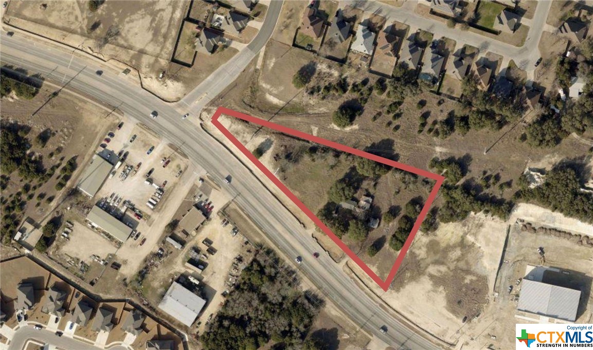 1323 E Knights Way Road Property Photo 3
