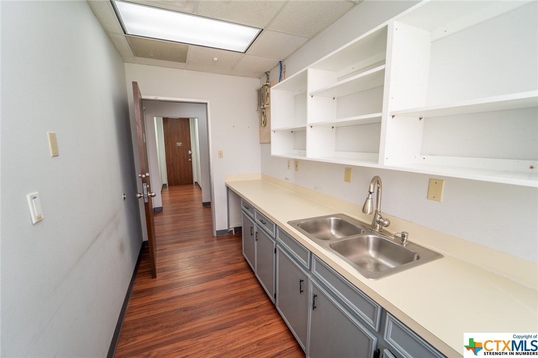 115 Medical Drive Property Photo 4