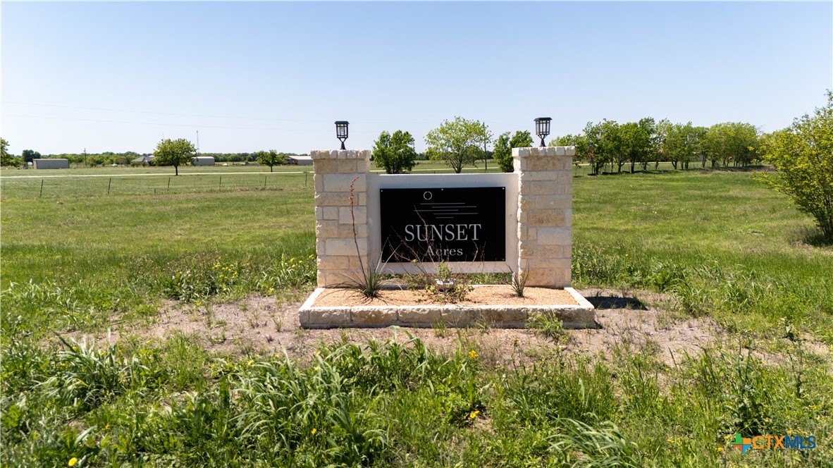 8185 Evenfall Lane Property Photo 7