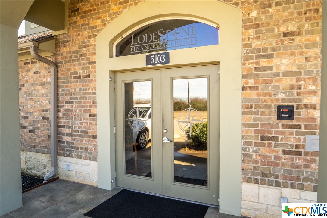 5103 E Airline Road Property Photo 2