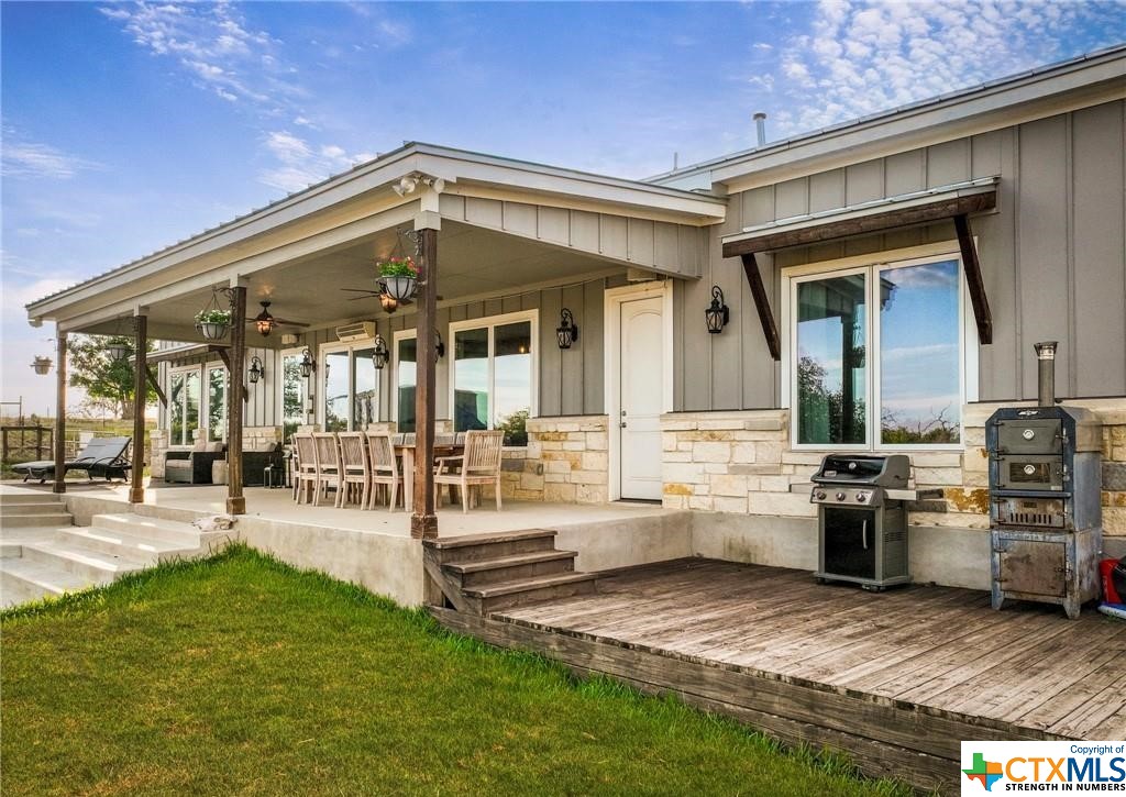 345 Laguna Road Property Photo 21