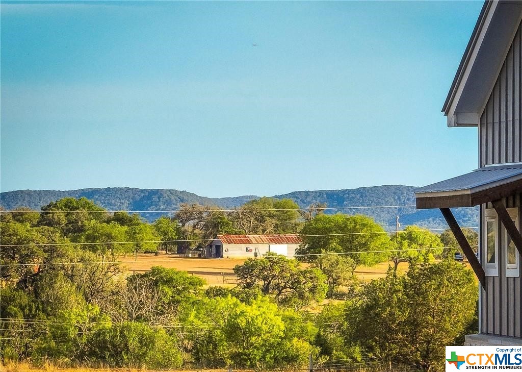 345 Laguna Road Property Photo 23