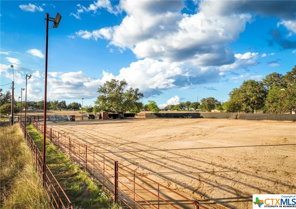 345 Laguna Road Property Photo 28