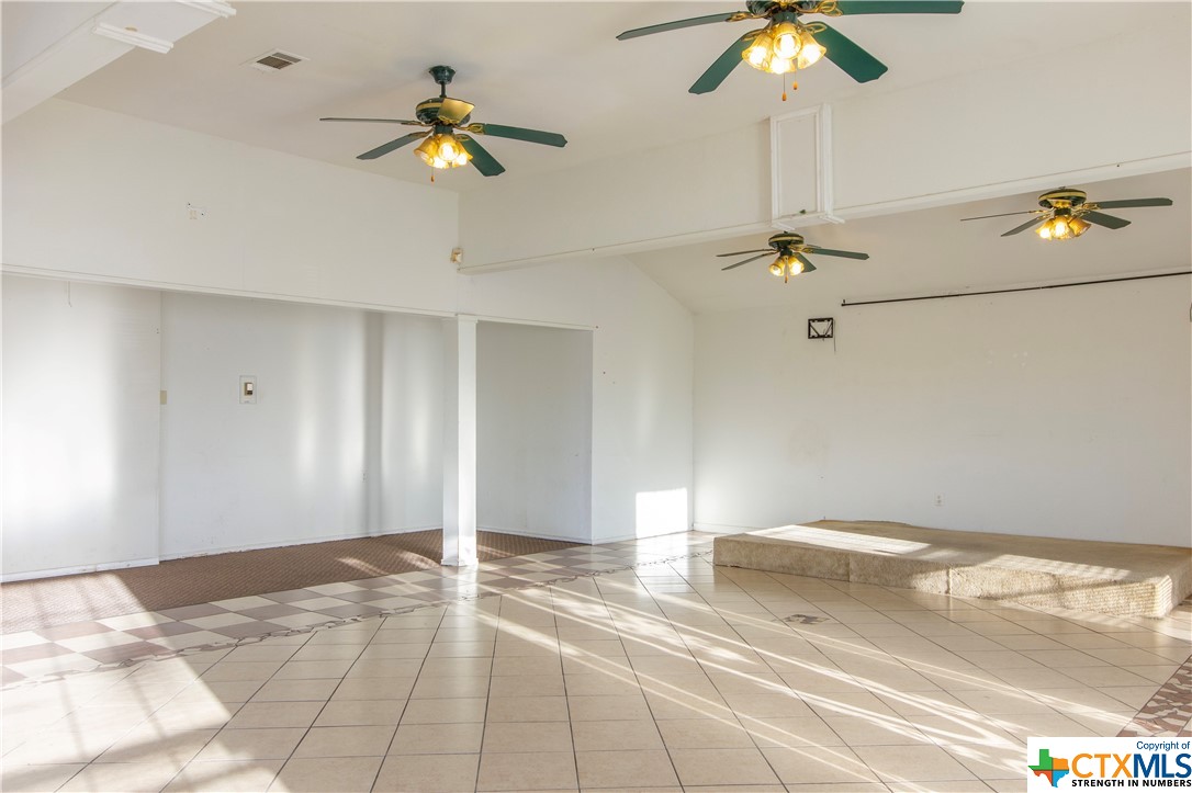 1601 N 8th Street Property Photo 8
