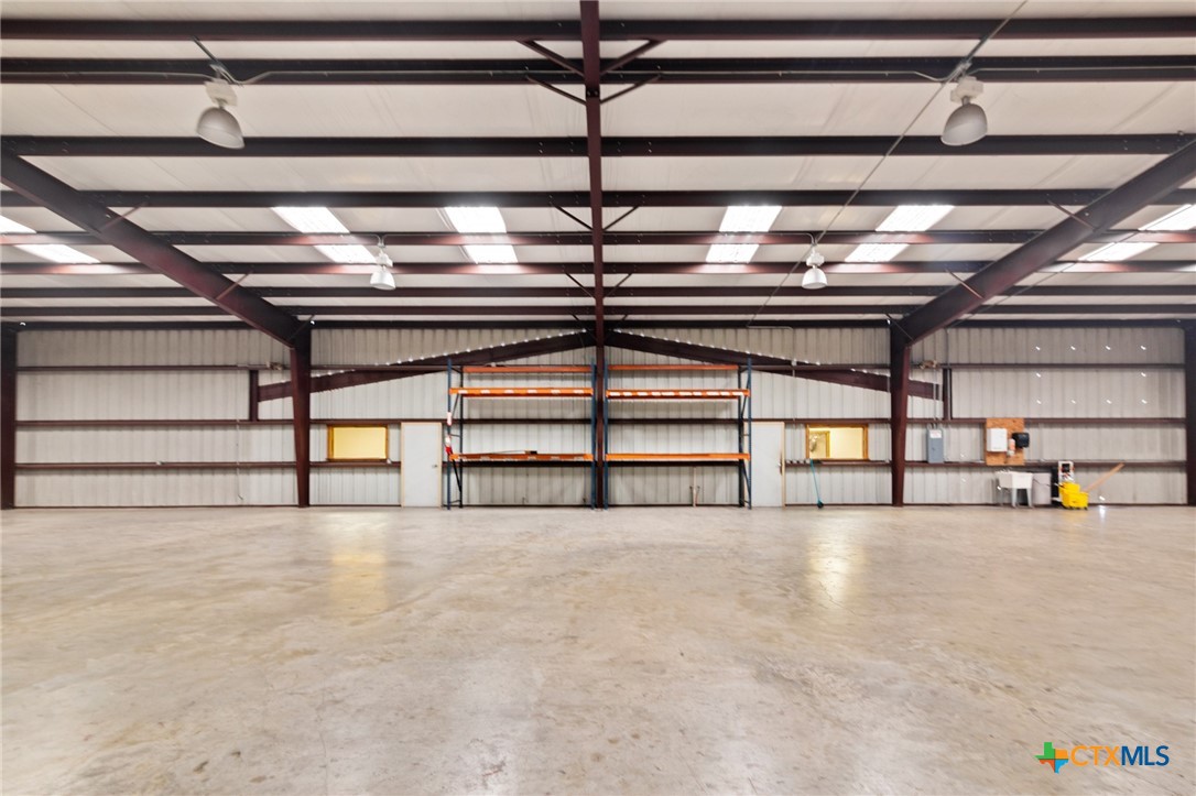409 Enterprise Drive Property Photo 11