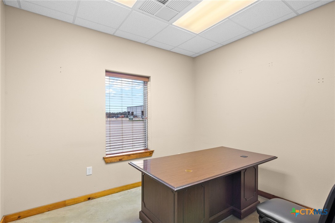 409 Enterprise Drive Property Photo 25