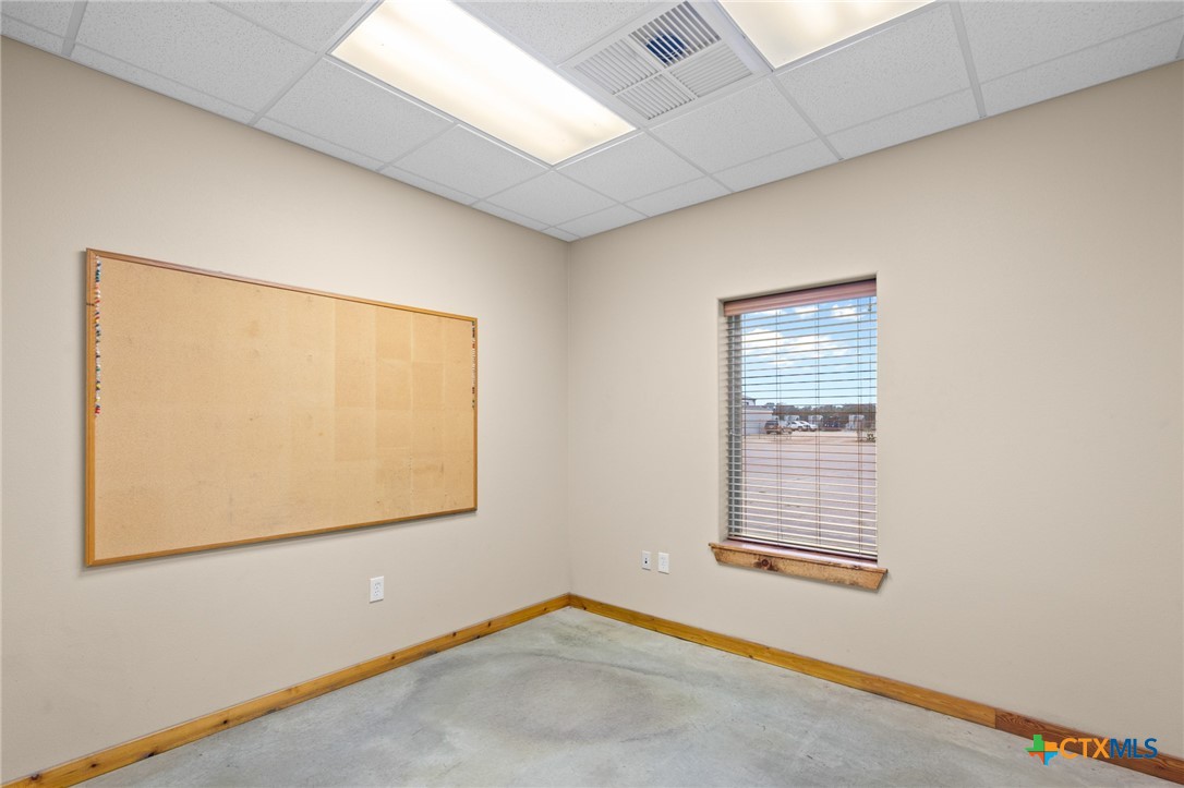 409 Enterprise Drive Property Photo 30