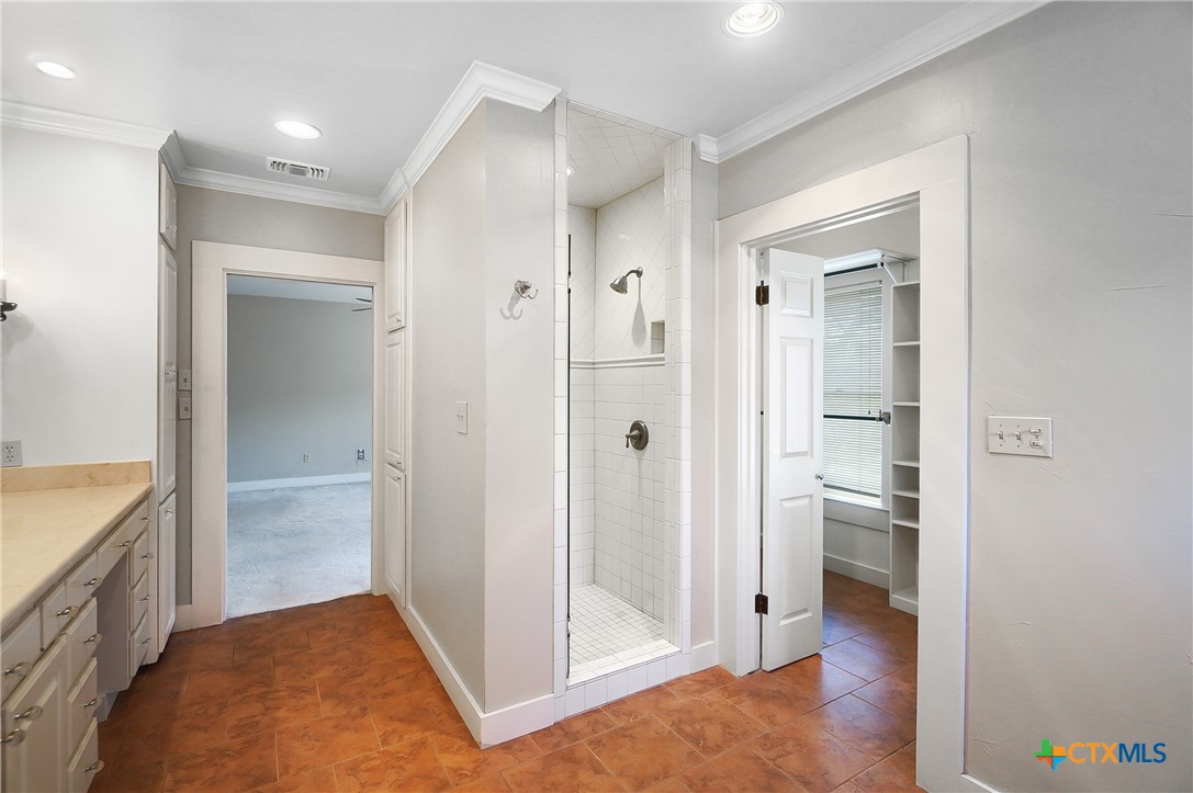 819 Belvin Street Property Photo 20