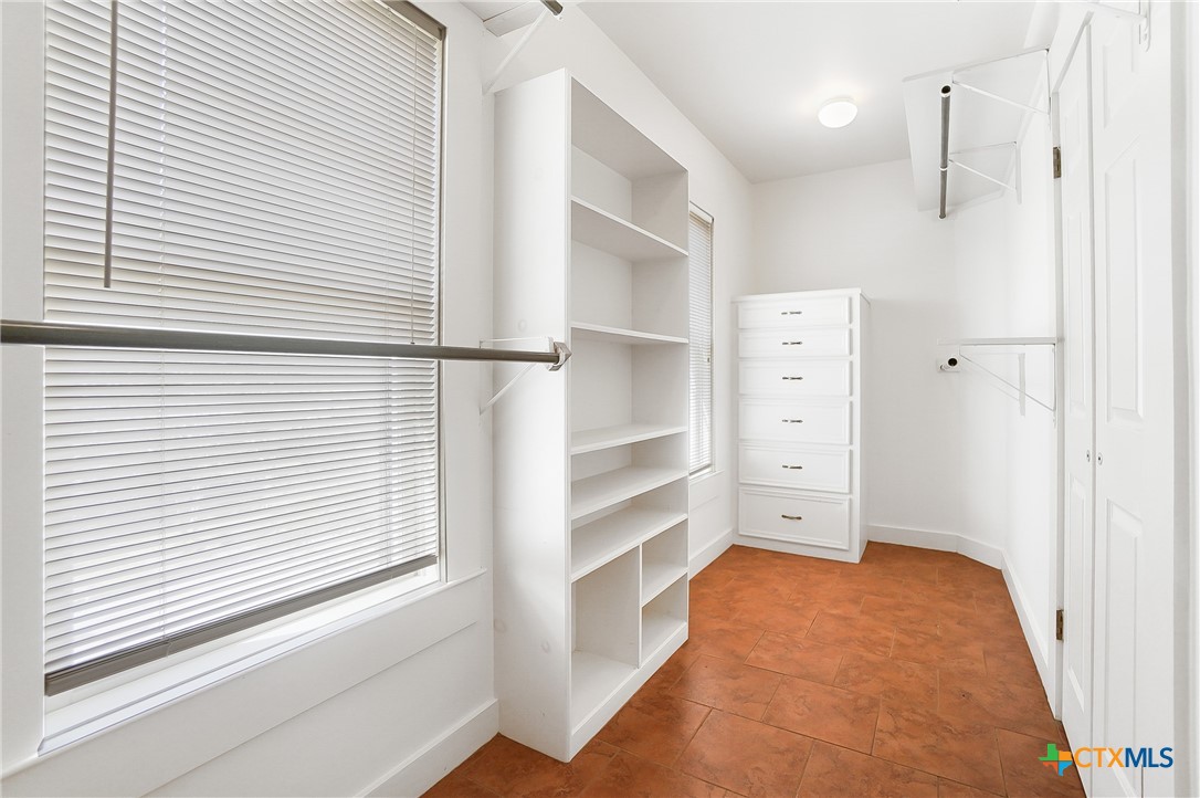 819 Belvin Street Property Photo 22