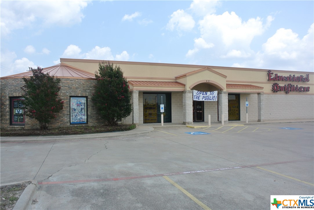 400 W Central Texas Expressway A-b Property Photo 1