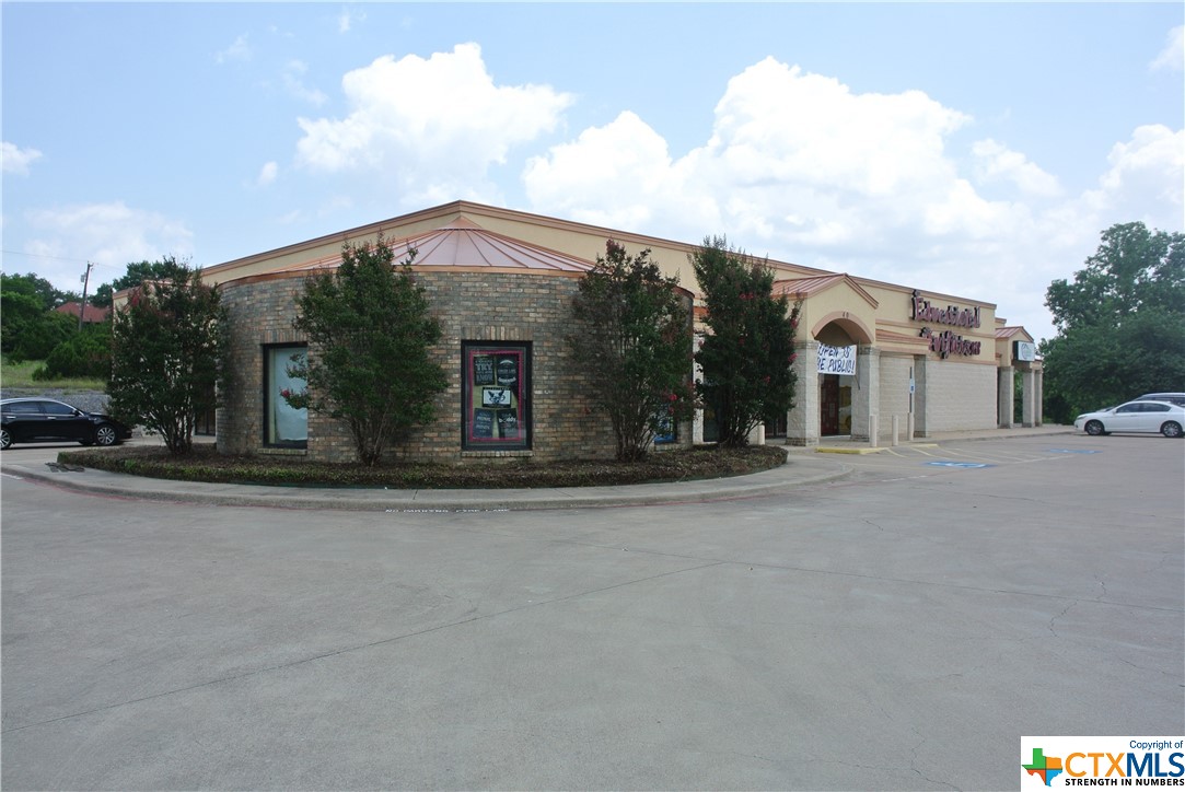 400 W Central Texas Expressway A-b Property Photo 4