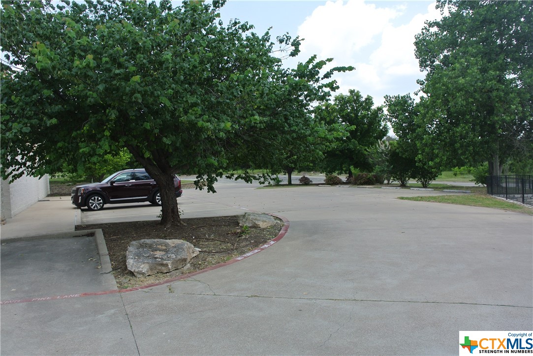 400 W Central Texas Expressway A-b Property Photo 14