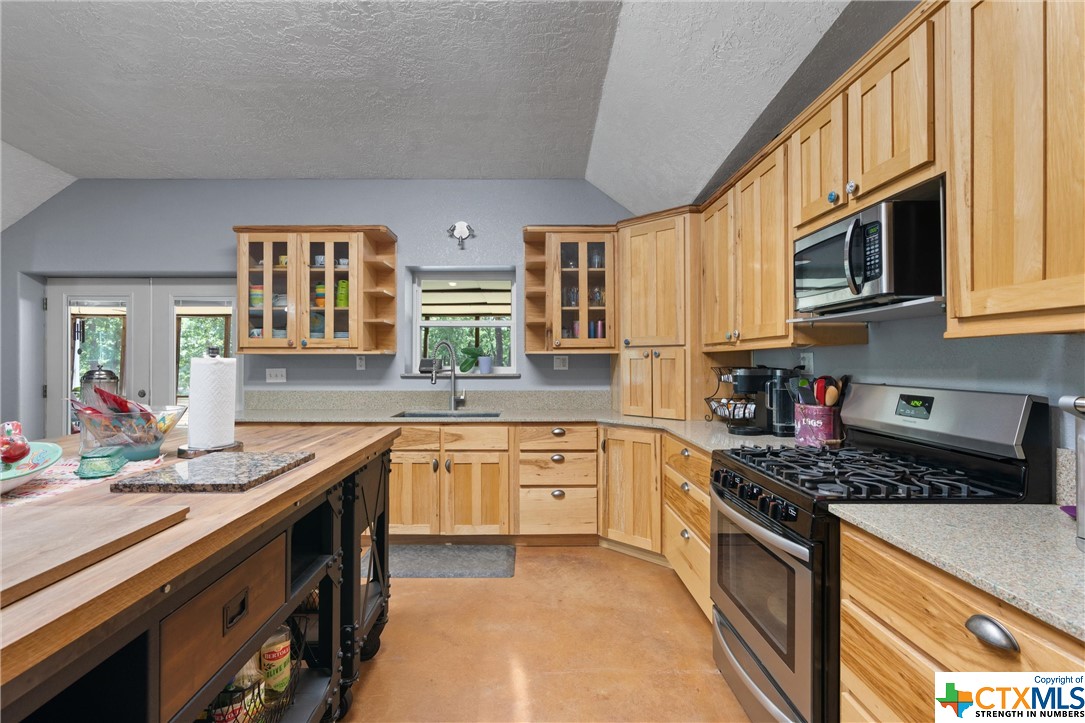 1182 Private Road 6030 Property Photo 14